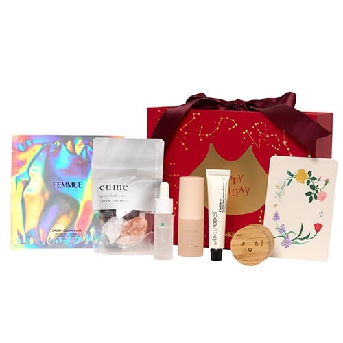 Cosme Kitchen】HOLIDAY KIT 2023 ｜スペシャルキット｜Cosme Kitchen Webstore(コスメキッチンウェブストア)  | ナチュラル＆オーガニックコスメのコスメキッチン