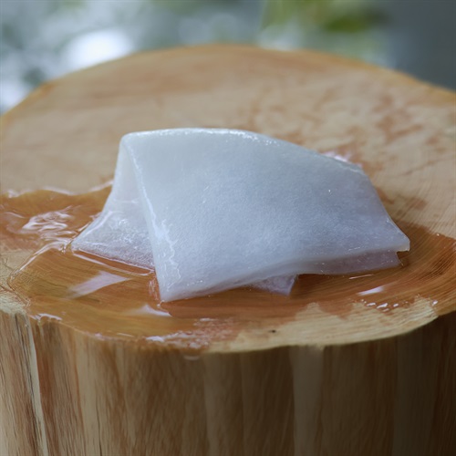 つやの子】こんにゃく生タオル※保管容器入り ｜ボディケアその他｜MASH